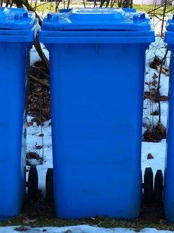 Blue recyling bin