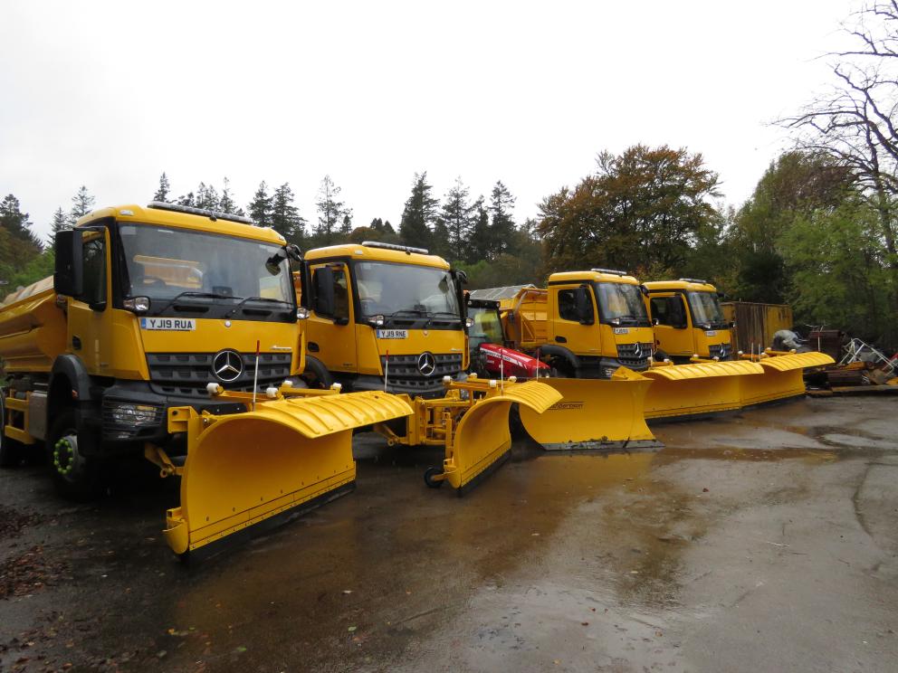 gritter lined up