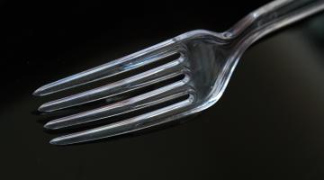 Plastic fork